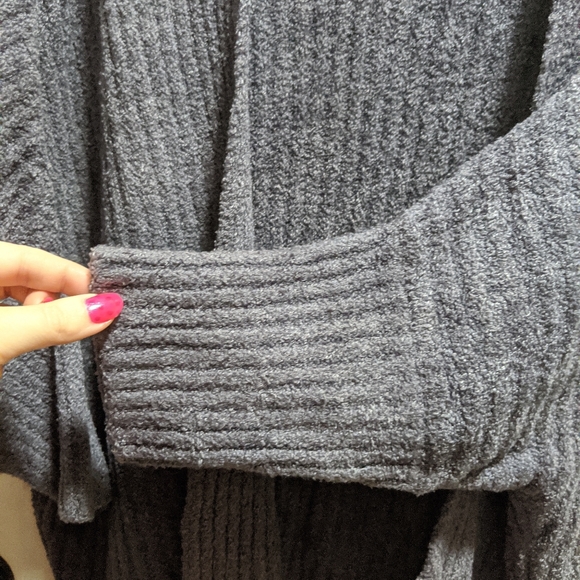 Barefoot Dreams Cozy Chic Cardigan, size small! - Picture 3 of 4